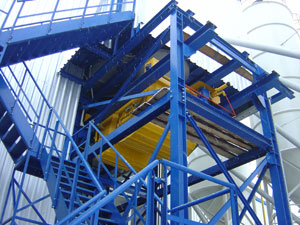 Overhead concrete transporters